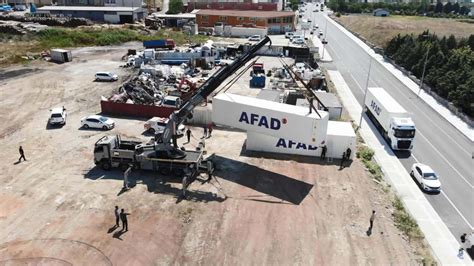 A­F­A­D­,­ ­O­l­a­s­ı­ ­İ­s­t­a­n­b­u­l­ ­D­e­p­r­e­m­i­ ­İ­ç­i­n­ ­S­i­l­i­v­r­i­­d­e­ ­K­o­n­t­e­y­n­e­r­ ­v­e­ ­Ç­a­d­ı­r­ ­H­a­z­ı­r­l­ı­ğ­ı­ ­Y­a­p­t­ı­